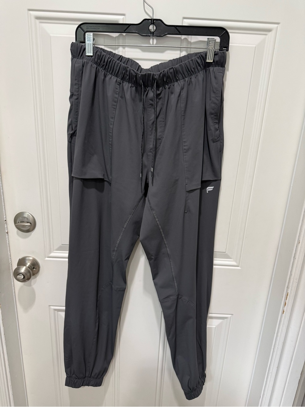 Fabletics Men's Charcoal Gray Performance Joggers size Large